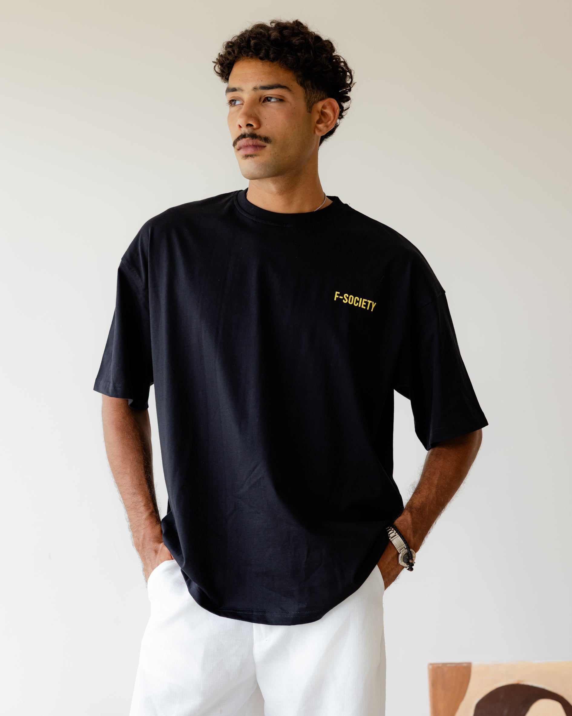 Fit in - Oversized.
